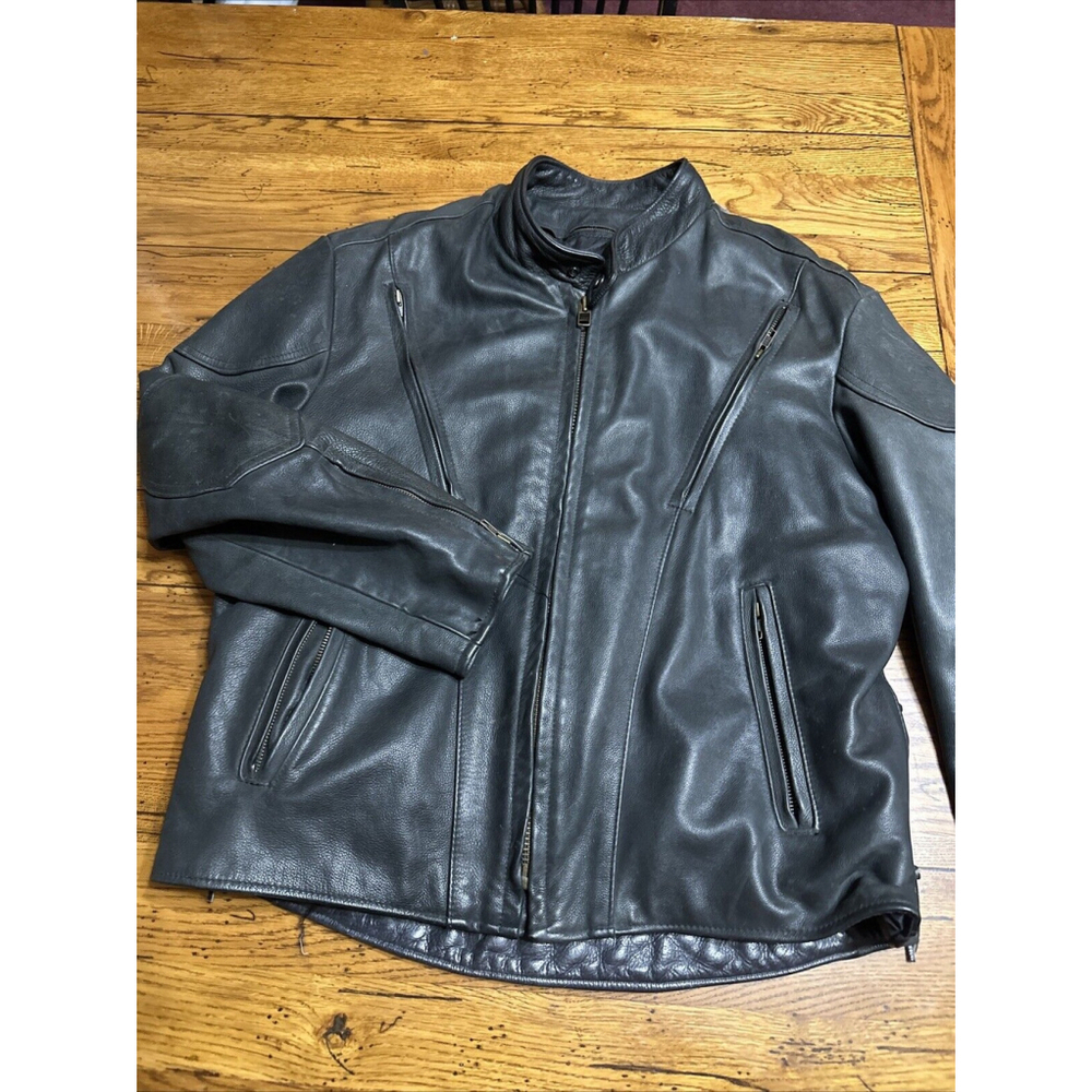 Vintage Made In USA Excellent leather biker jacket Size 48
